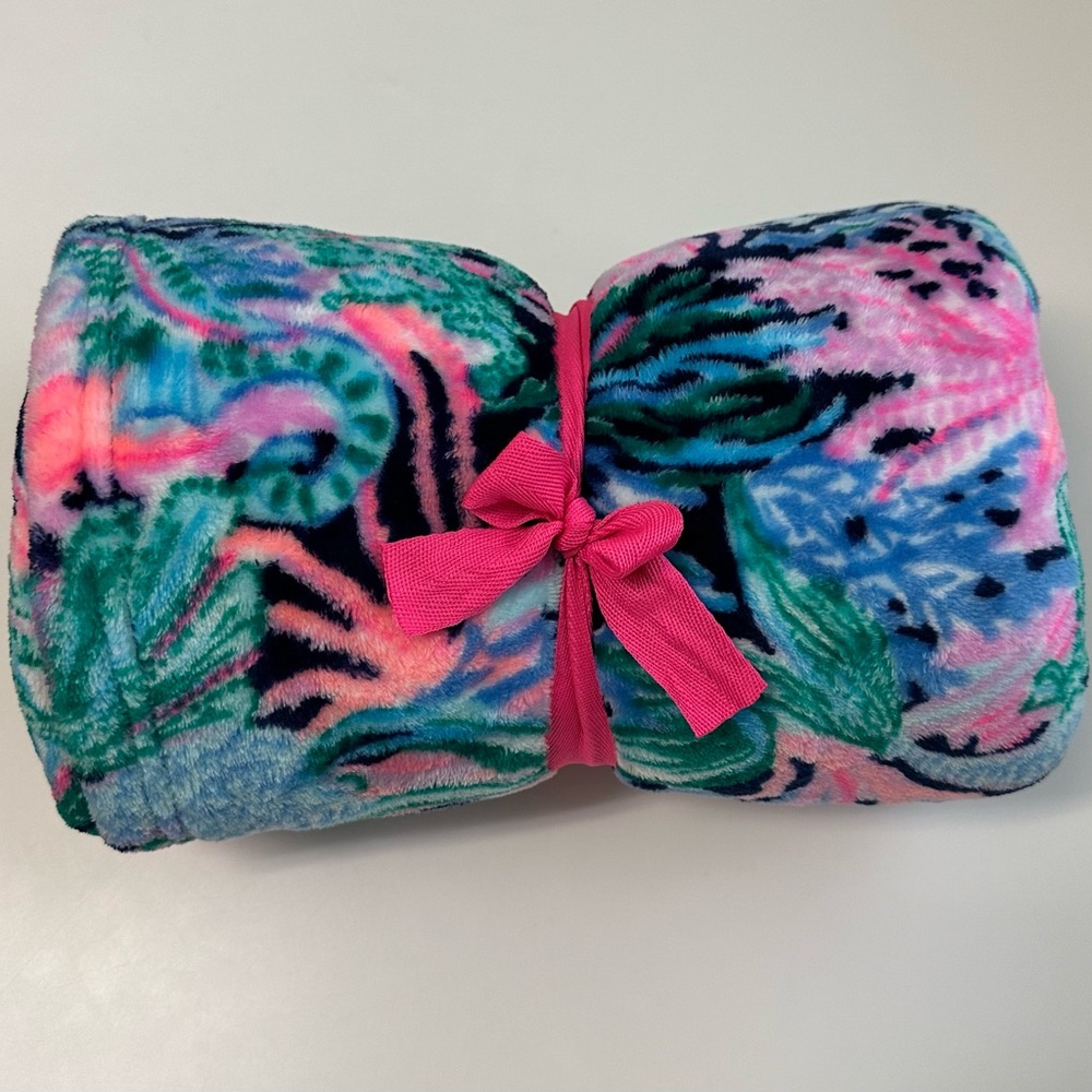 Lilly Pulitzer Paradise Blanket
